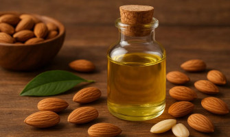 Prunus Amygdalus Dulcis Oil – Nežna klasika naravne nege